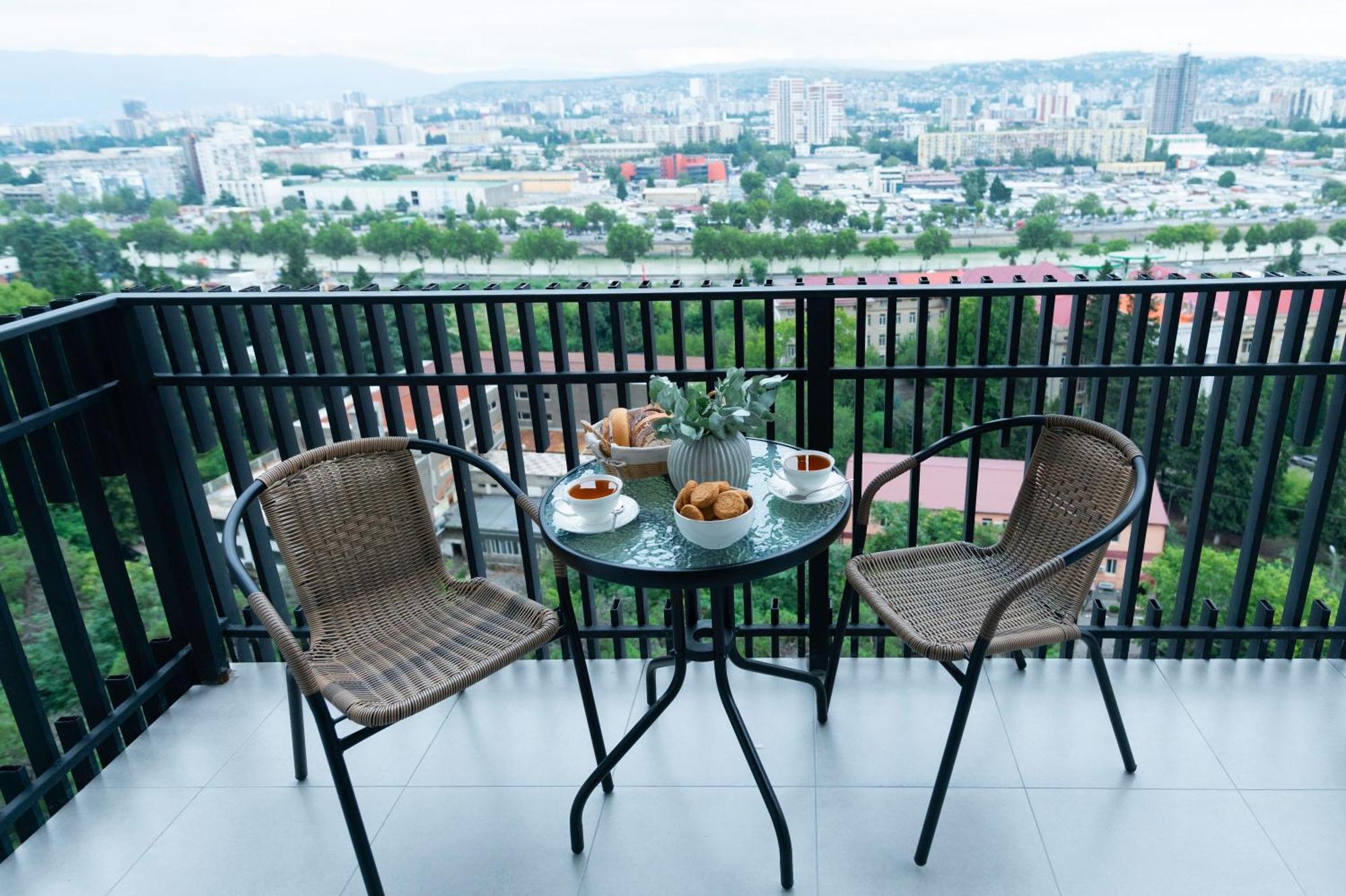 Luxury Inn Grand Residences ティビリシ 部屋 写真